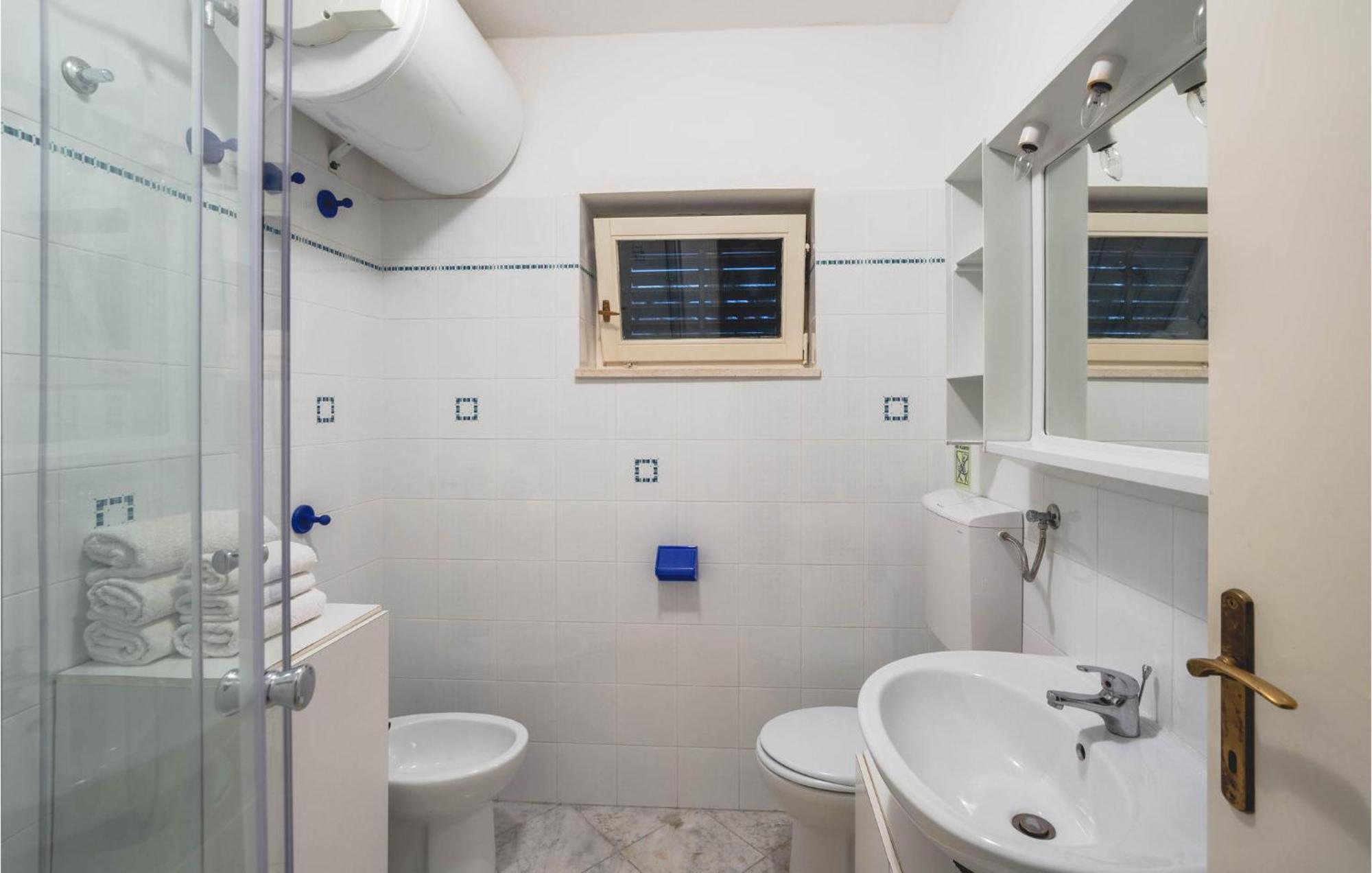 Cozy Home In Postira With Kitchen Kültér fotó